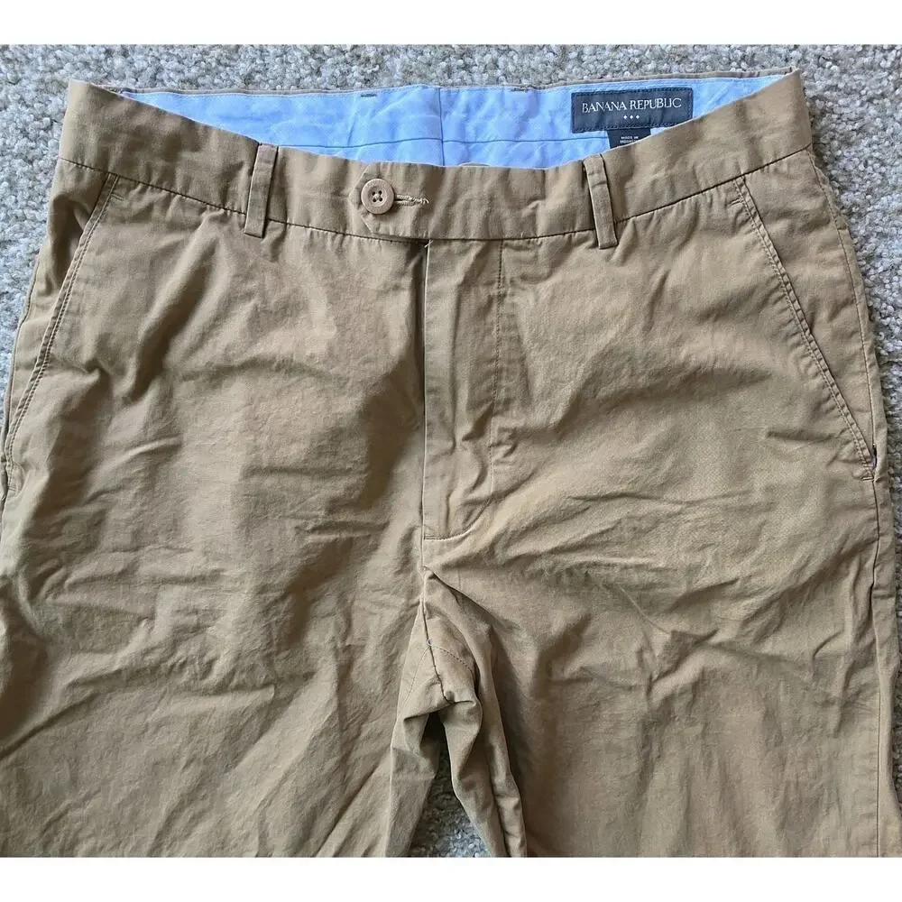 Banana Republic Beige Khaki Chino Pants - Men's Size 32 X 30 Stretch